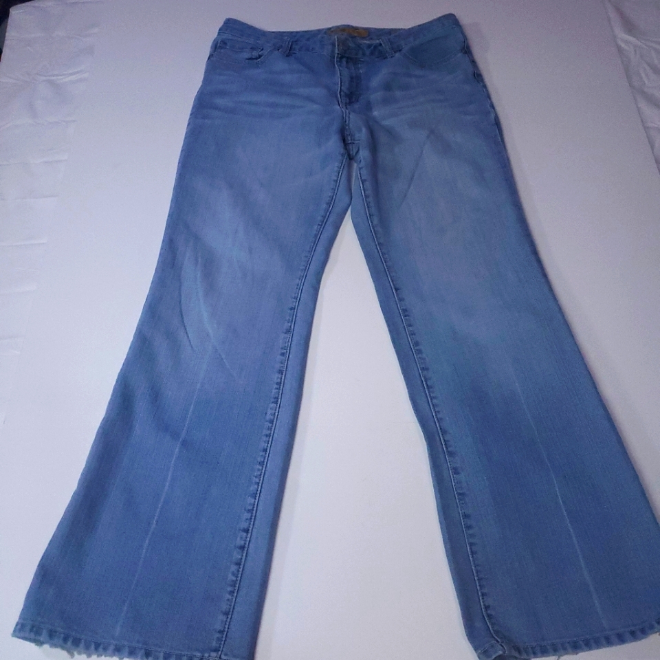 Seven7 Brand Denim Flare Cut Jeans